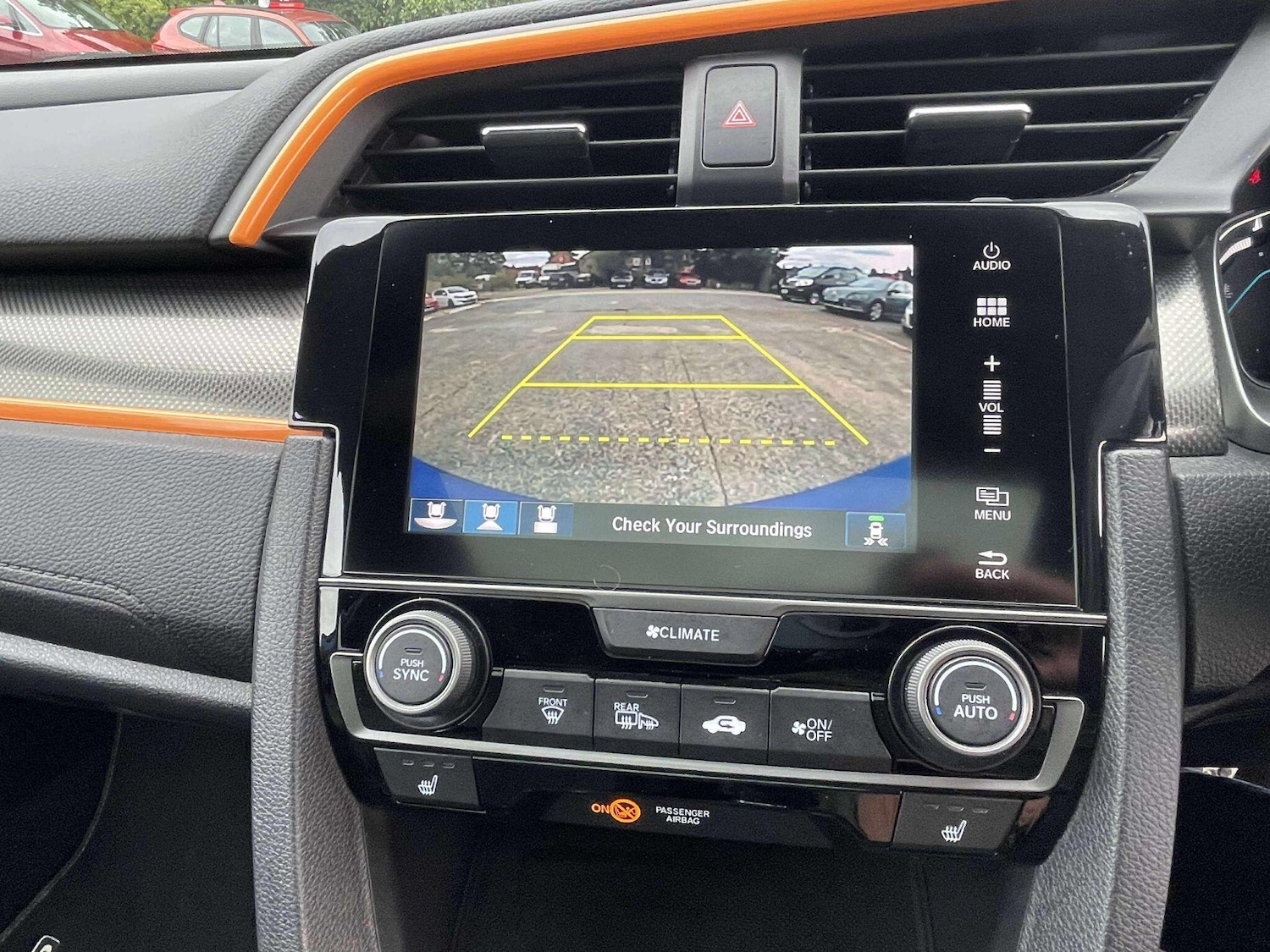 Used Honda Civic 2018 for sale - 76991062: Photo 63