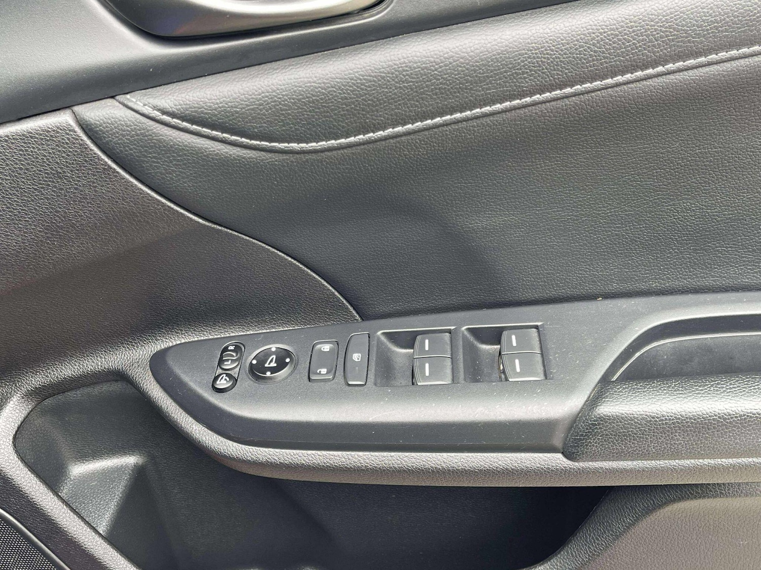 Used Honda Civic 2018 for sale - 76991062: Photo 72