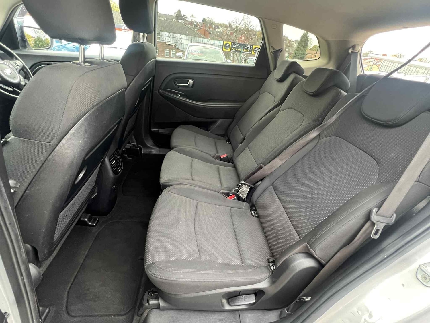 Used Kia Carens 2016 for sale - 76658611: Photo 27