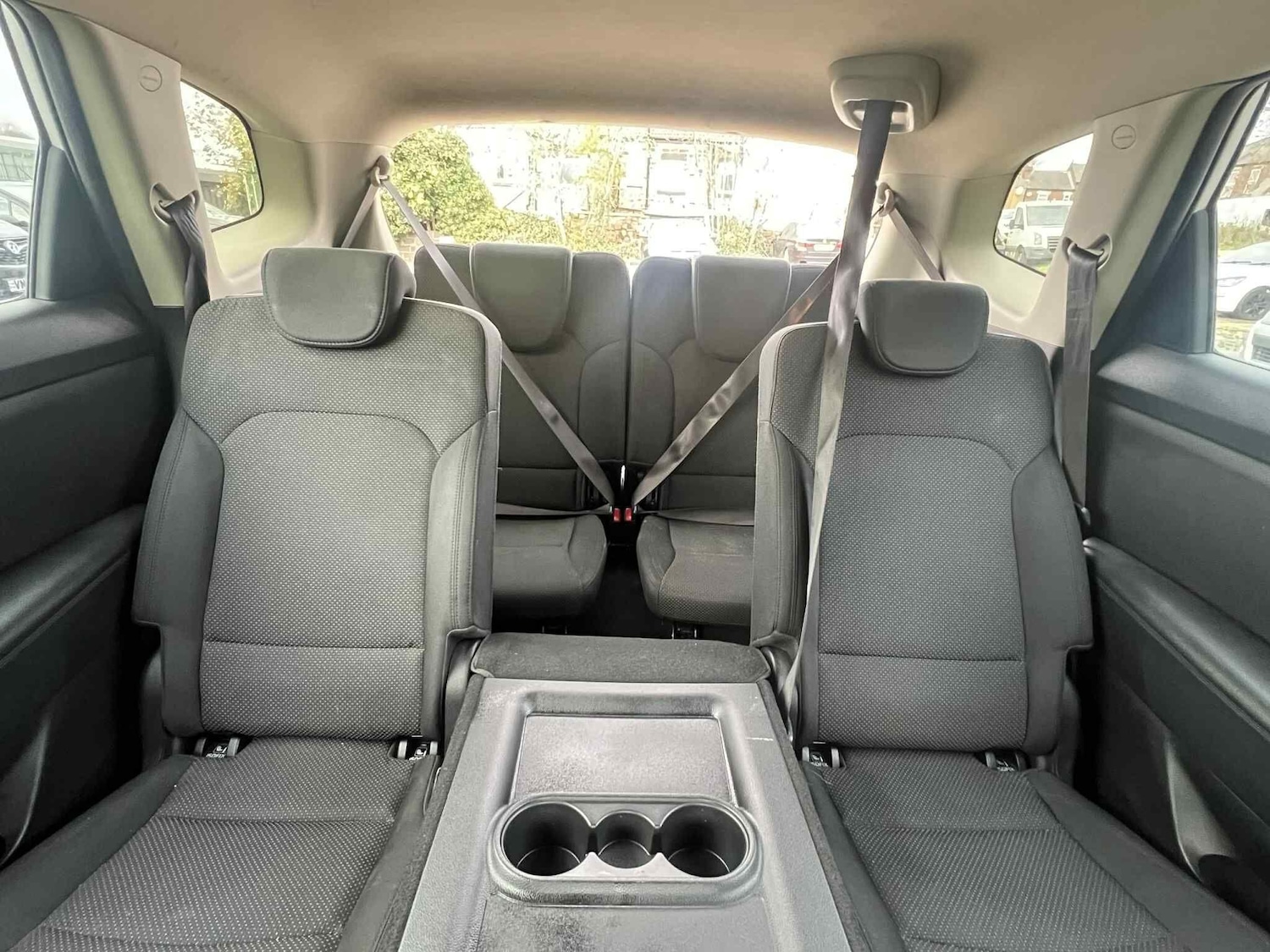 Used Kia Carens 2016 for sale - 76658611: Photo 30