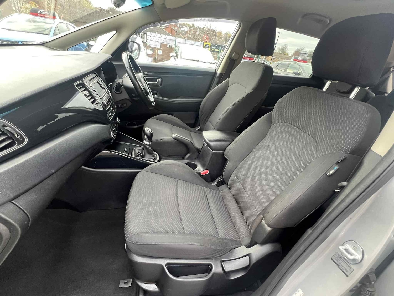 Used Kia Carens 2016 for sale - 76658611: Photo 49