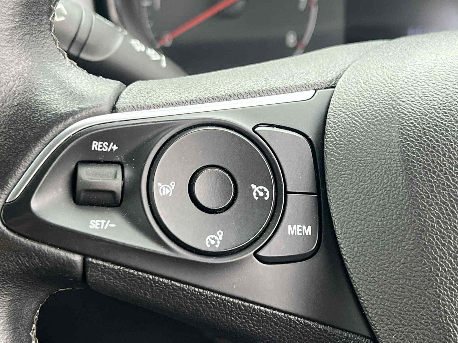 Used Vauxhall Crossland X 2019 for sale - 76306902: Photo 39