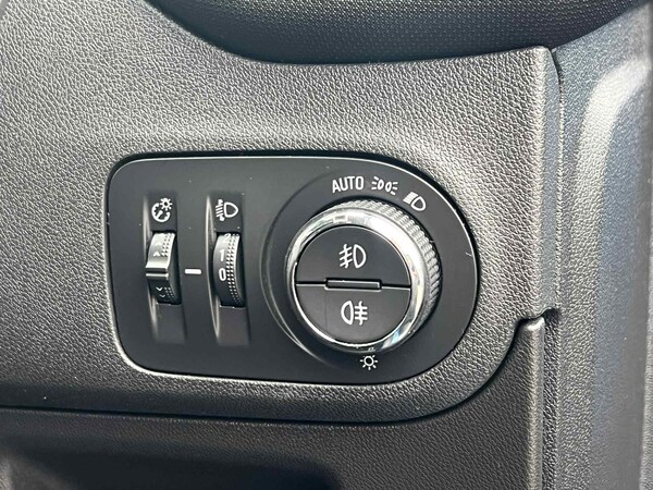 Used Vauxhall Crossland X 2019 for sale - 76306902: Photo 41