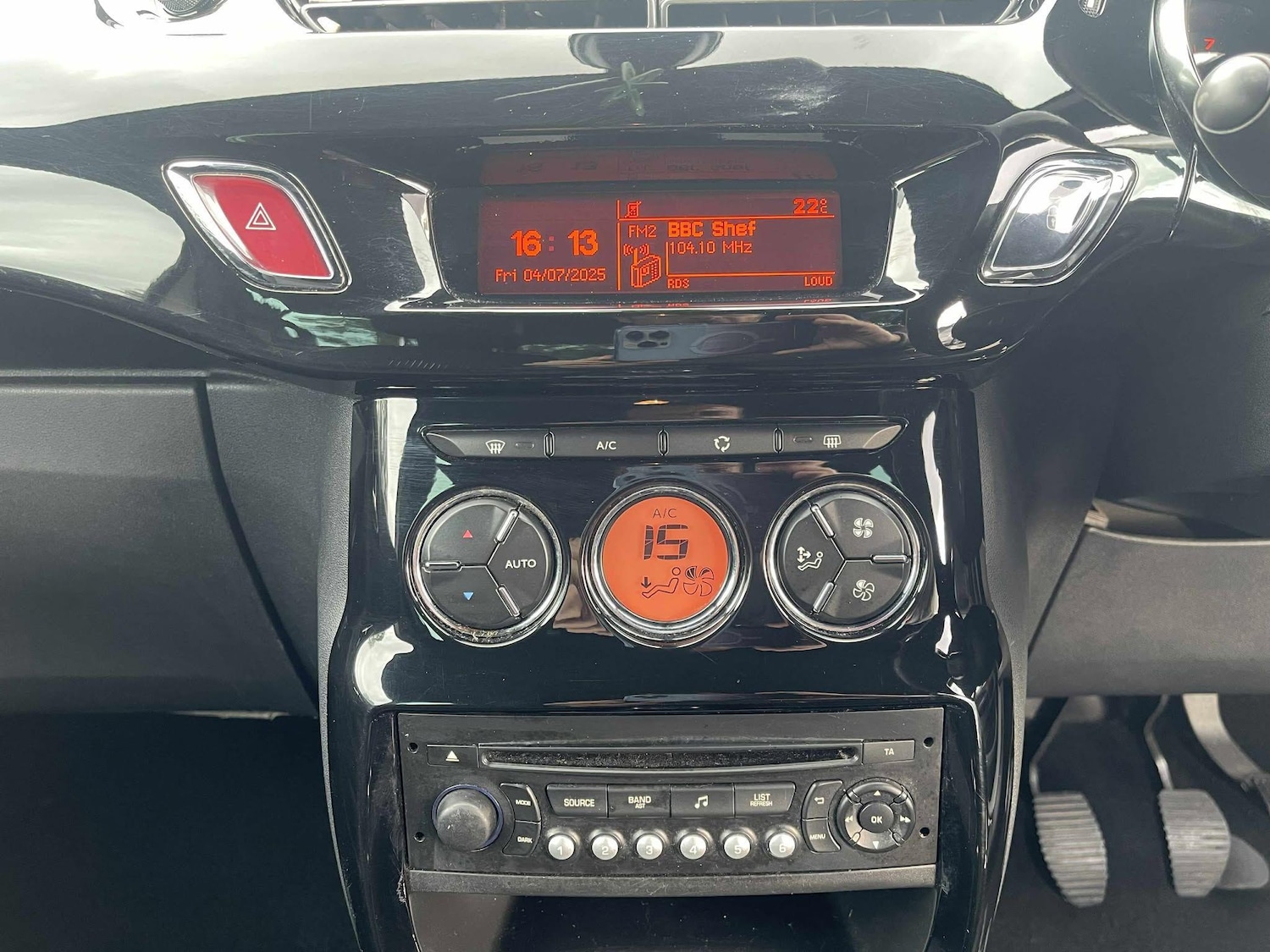 Vehicle 33