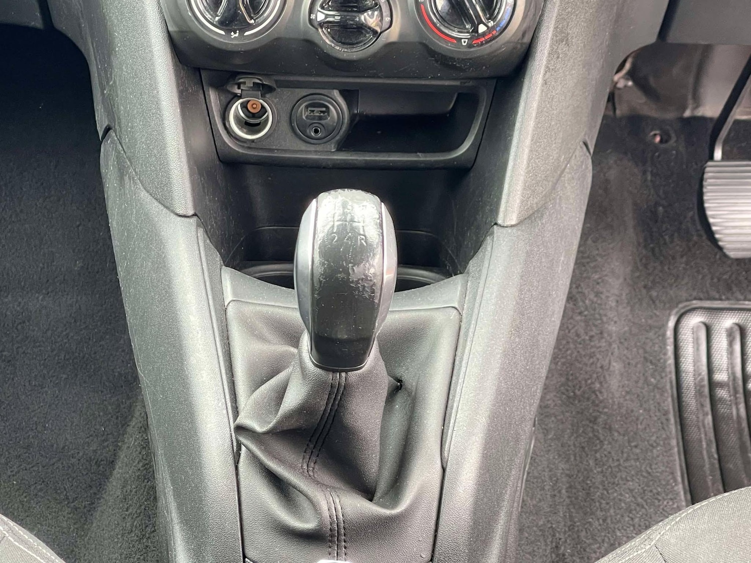 Used Peugeot 208 2017 for sale - 77994297: Photo 20