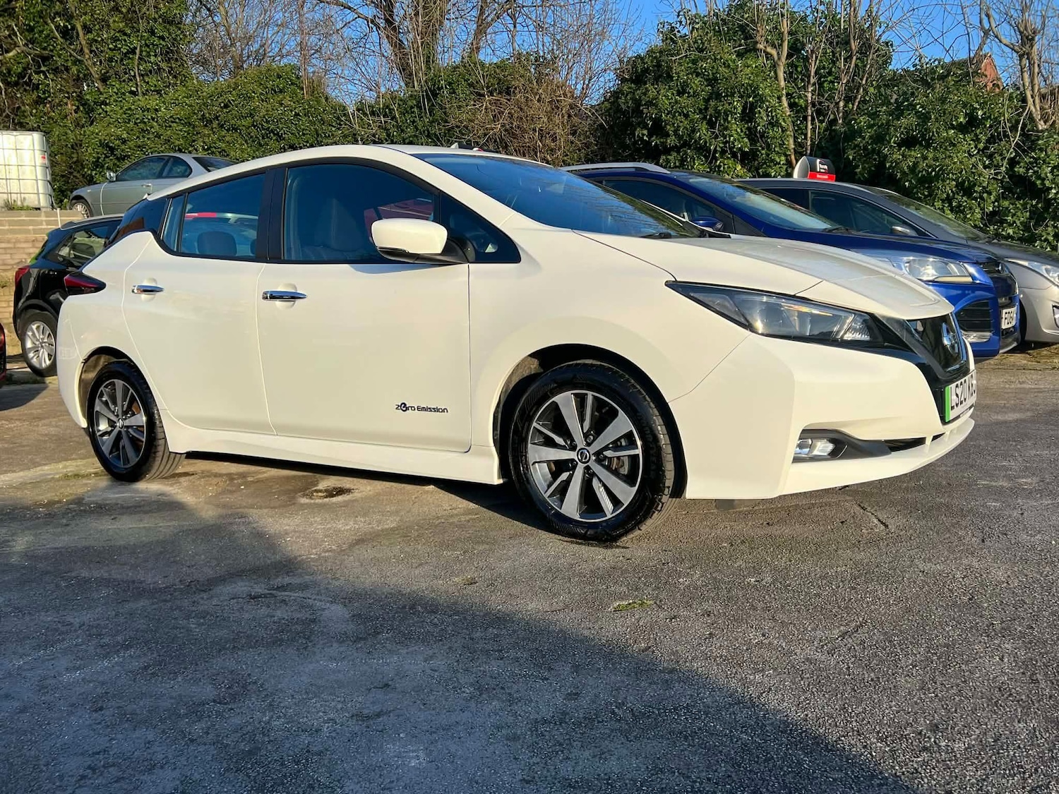 Used Nissan Leaf for sale - 77977678: Photo 2