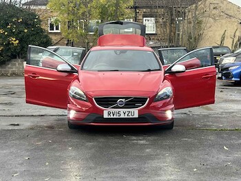 Used Volvo V40 2015 for sale - 77824106: Photo