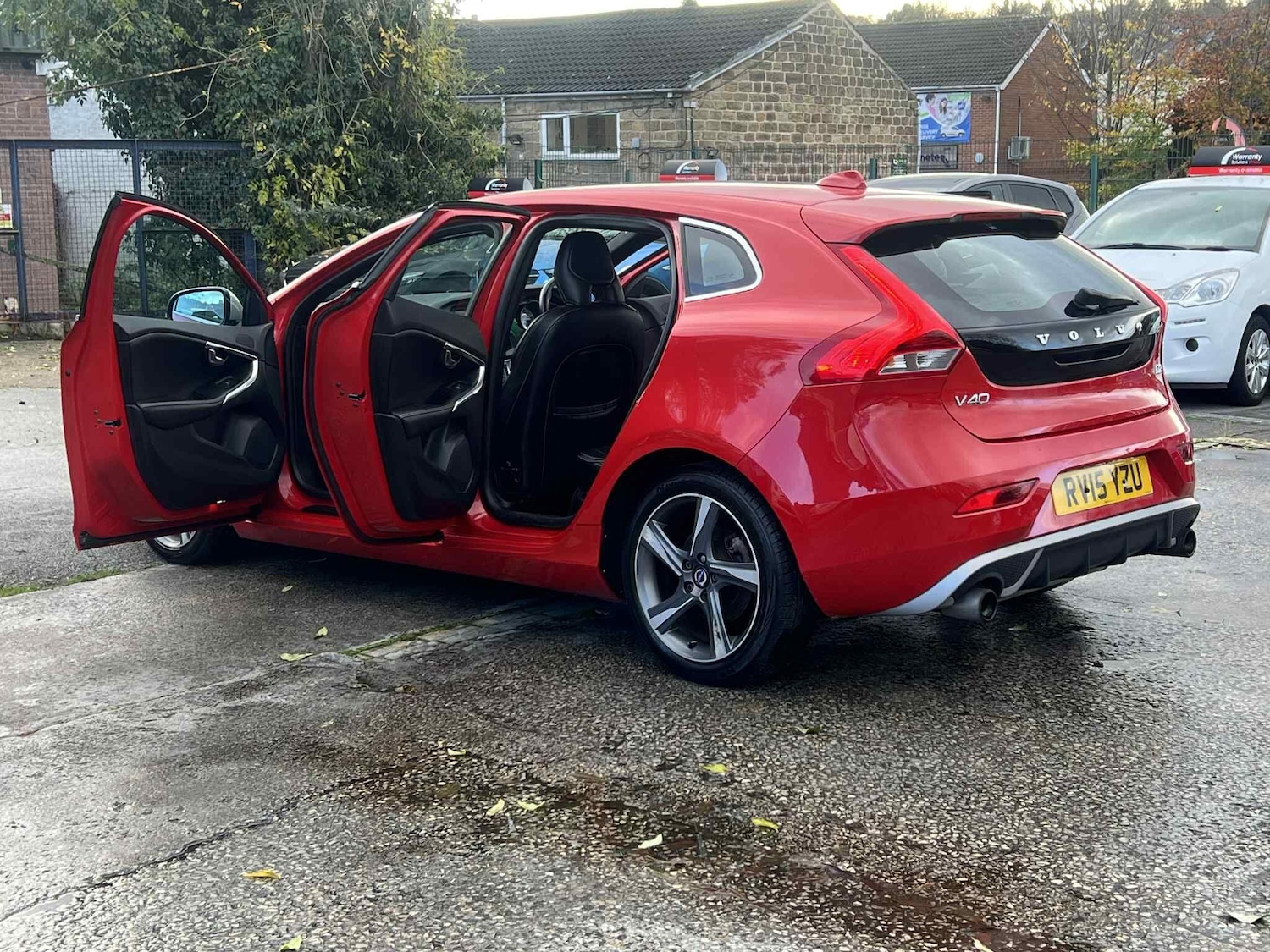 Used Volvo V40 for sale - 77824106: Photo 9