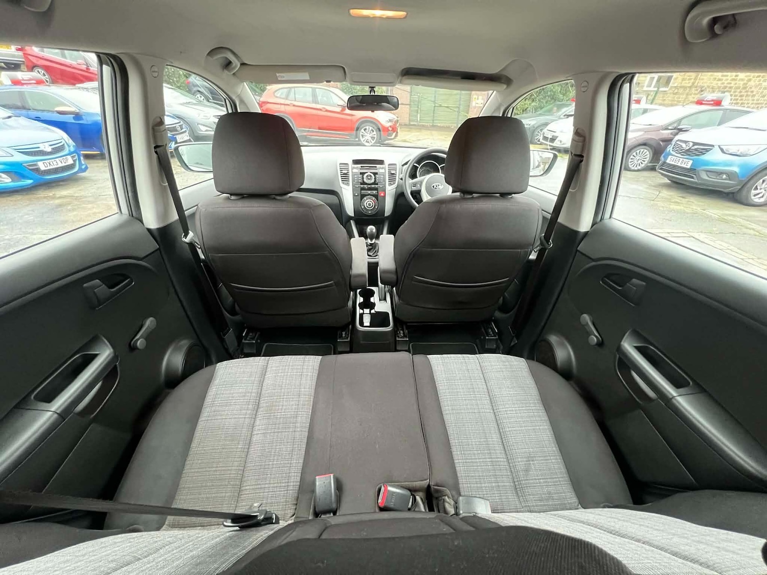 Used Kia Venga 2013 for sale - 77597652: Photo 32