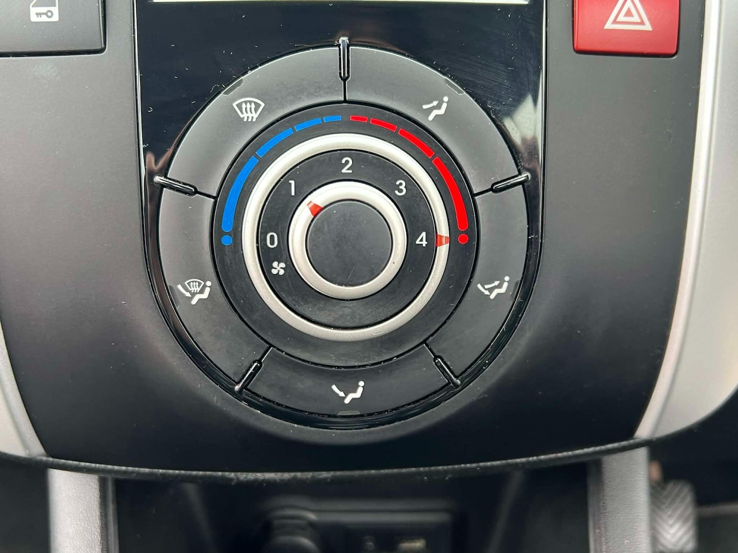 Used Kia Venga 2013 for sale - 77597652: Photo 35