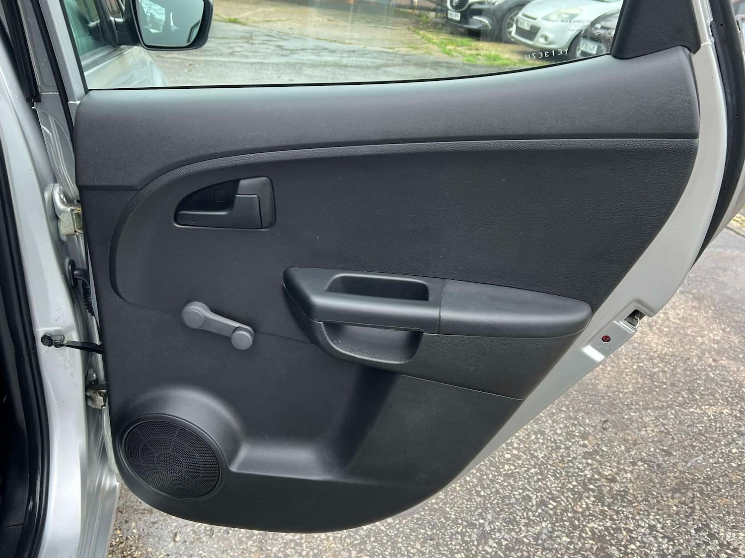 Used Kia Venga 2013 for sale - 77597652: Photo 38