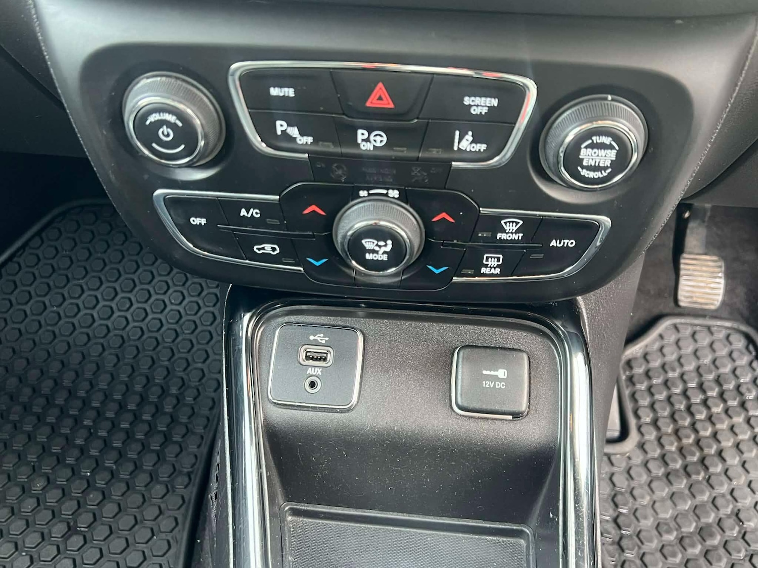 Used Jeep Compass 2018 for sale - 77230079: Photo 33