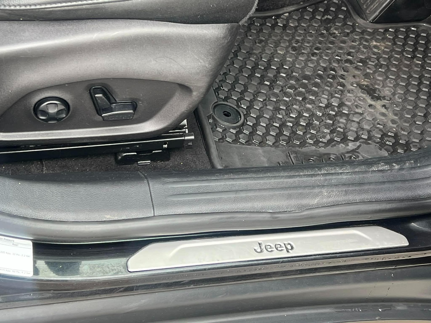 Used Jeep Compass 2018 for sale - 77230079: Photo 37