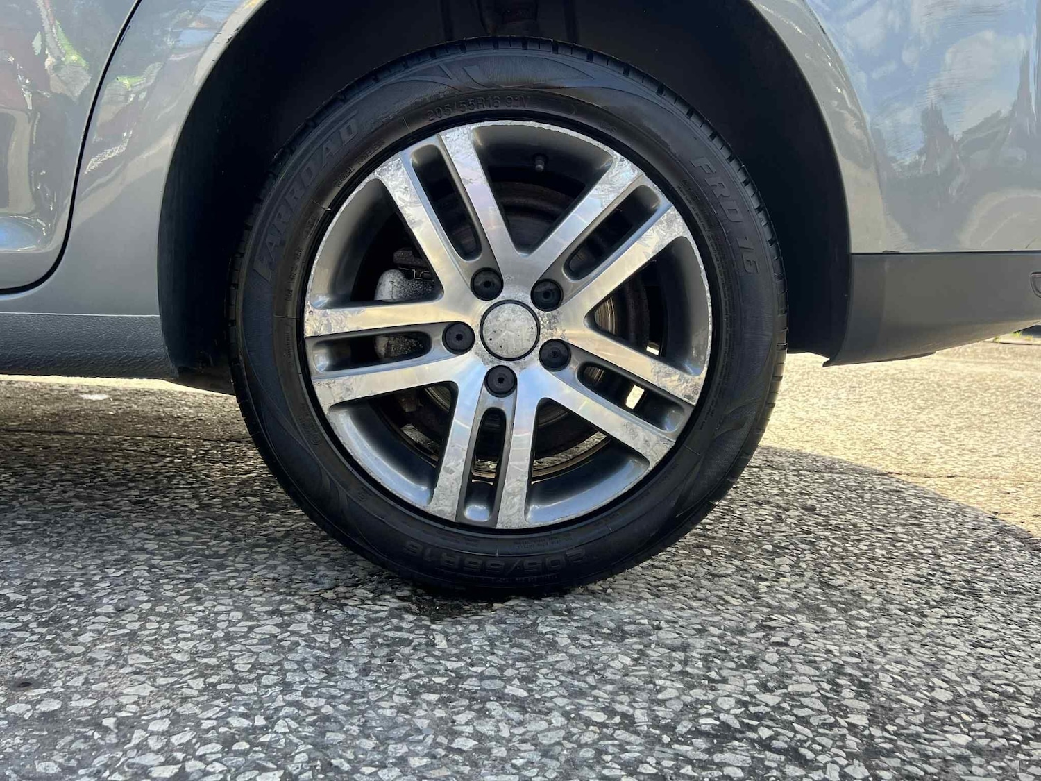 Used Volkswagen Touran 2007 for sale - 76306378: Photo 31