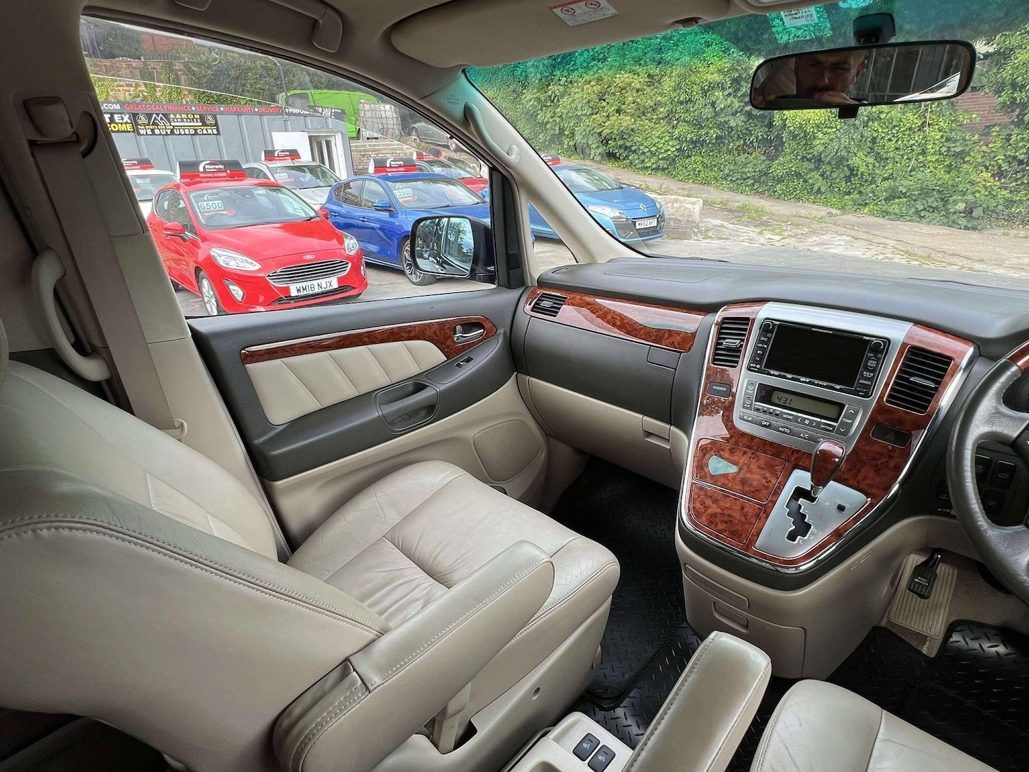 Used Toyota Alphard 2020 for sale - 75990469: Photo 24