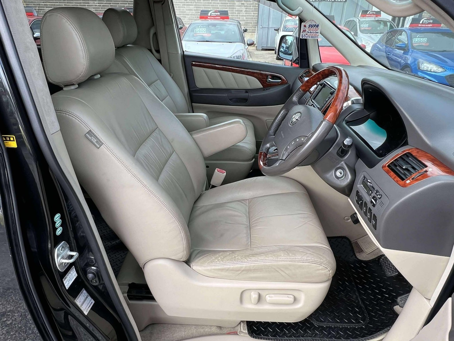 Used Toyota Alphard 2020 for sale - 75990469: Photo 26