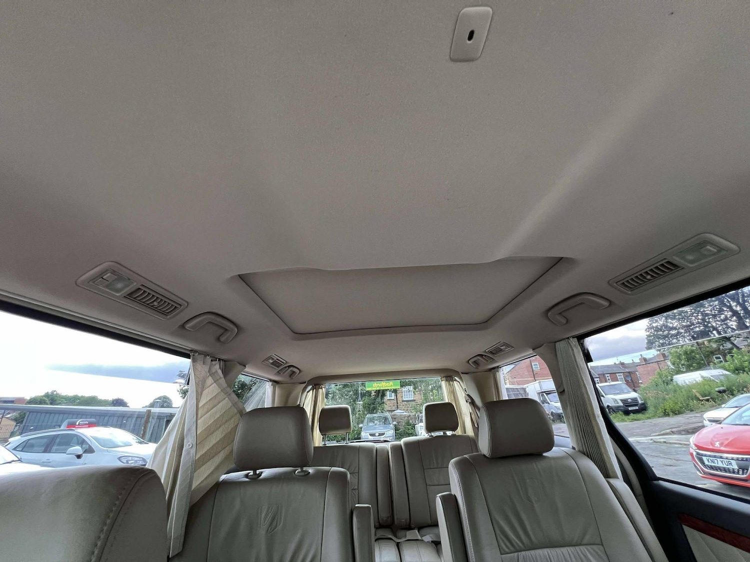 Used Toyota Alphard 2020 for sale - 75990469: Photo 27