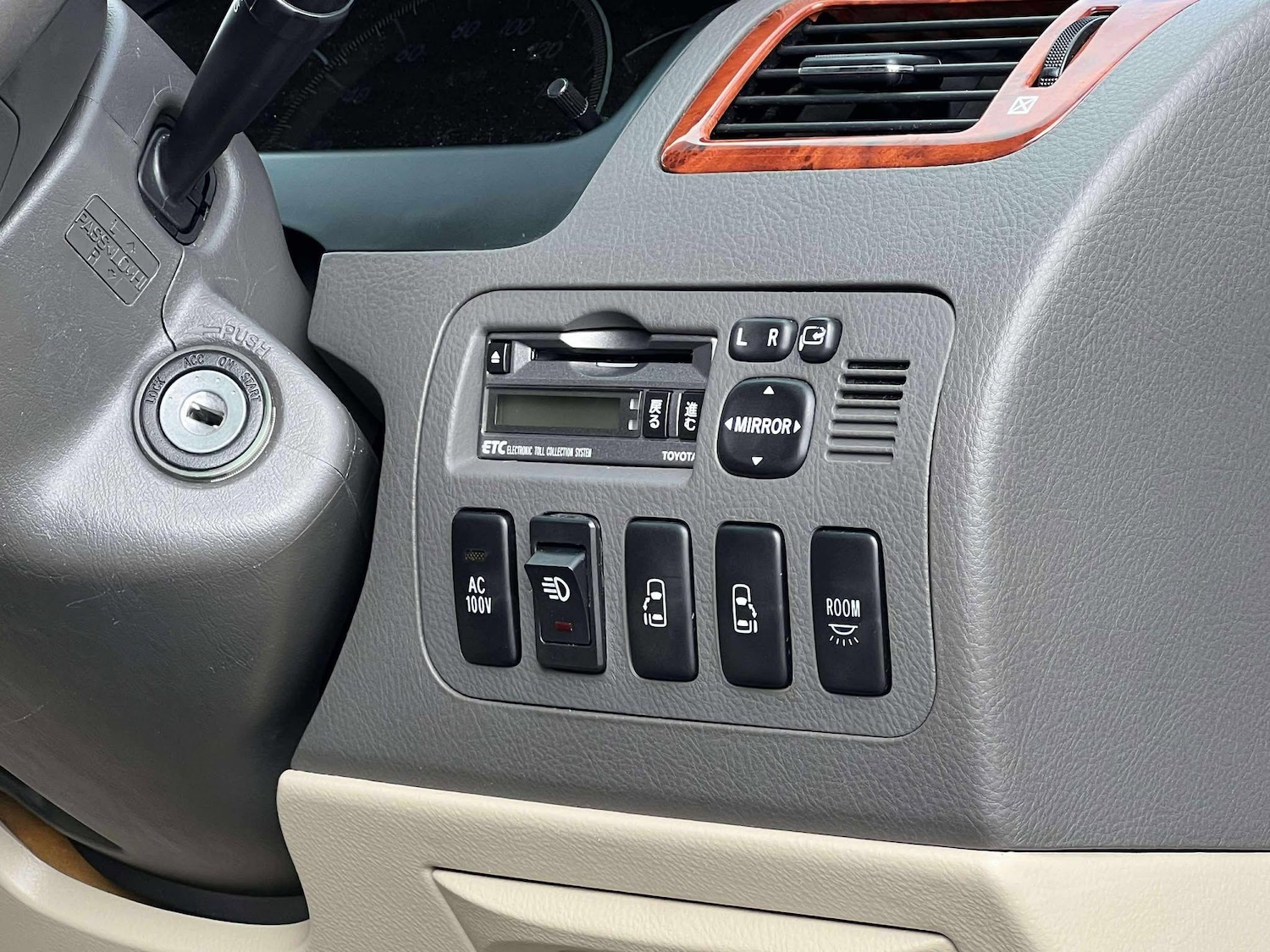 Used Toyota Alphard 2020 for sale - 75990469: Photo 48