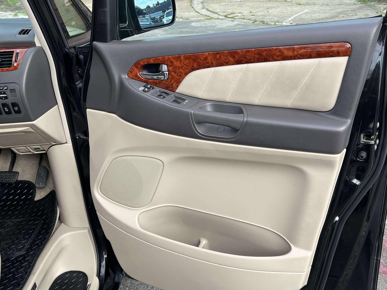 Used Toyota Alphard 2020 for sale - 75990469: Photo 51