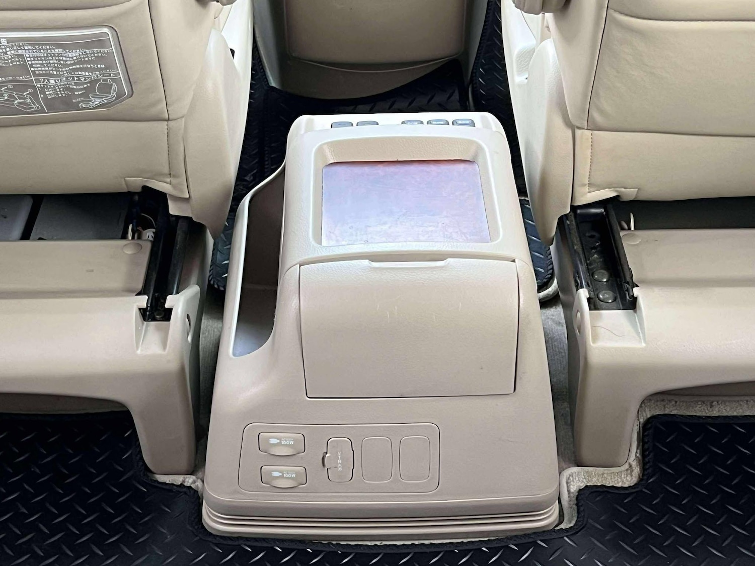 Used Toyota Alphard 2020 for sale - 75990469: Photo 63