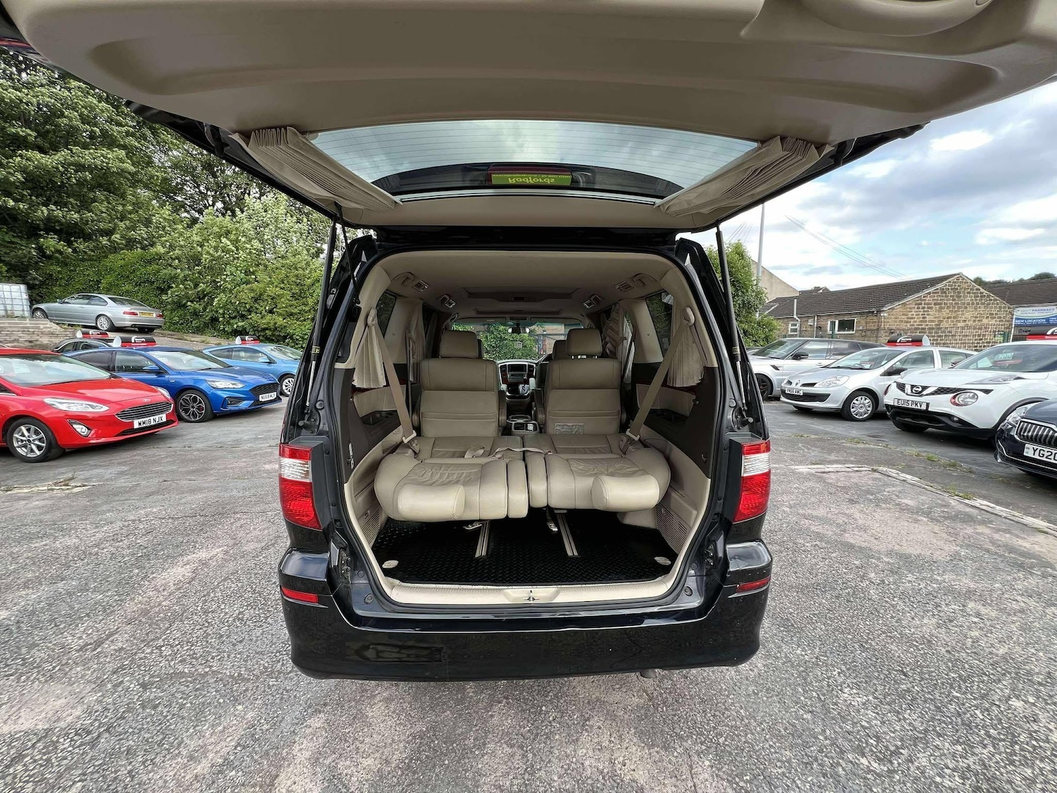 Used Toyota Alphard 2020 for sale - 75990469: Photo 69