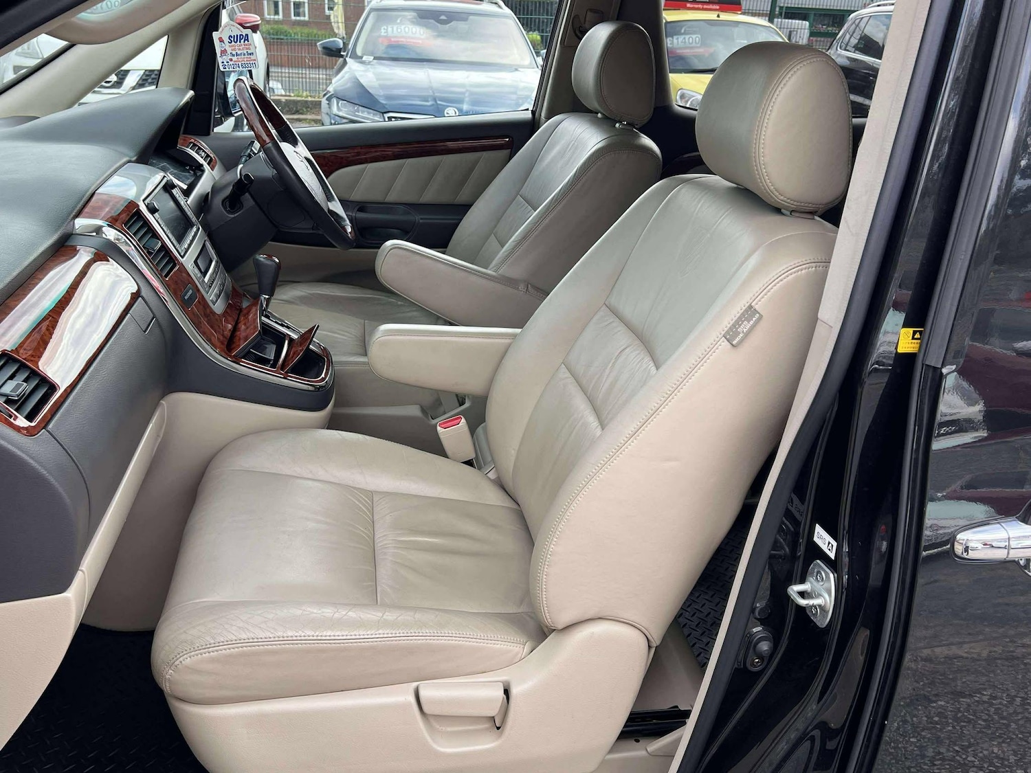 Used Toyota Alphard 2020 for sale - 75990469: Photo 74