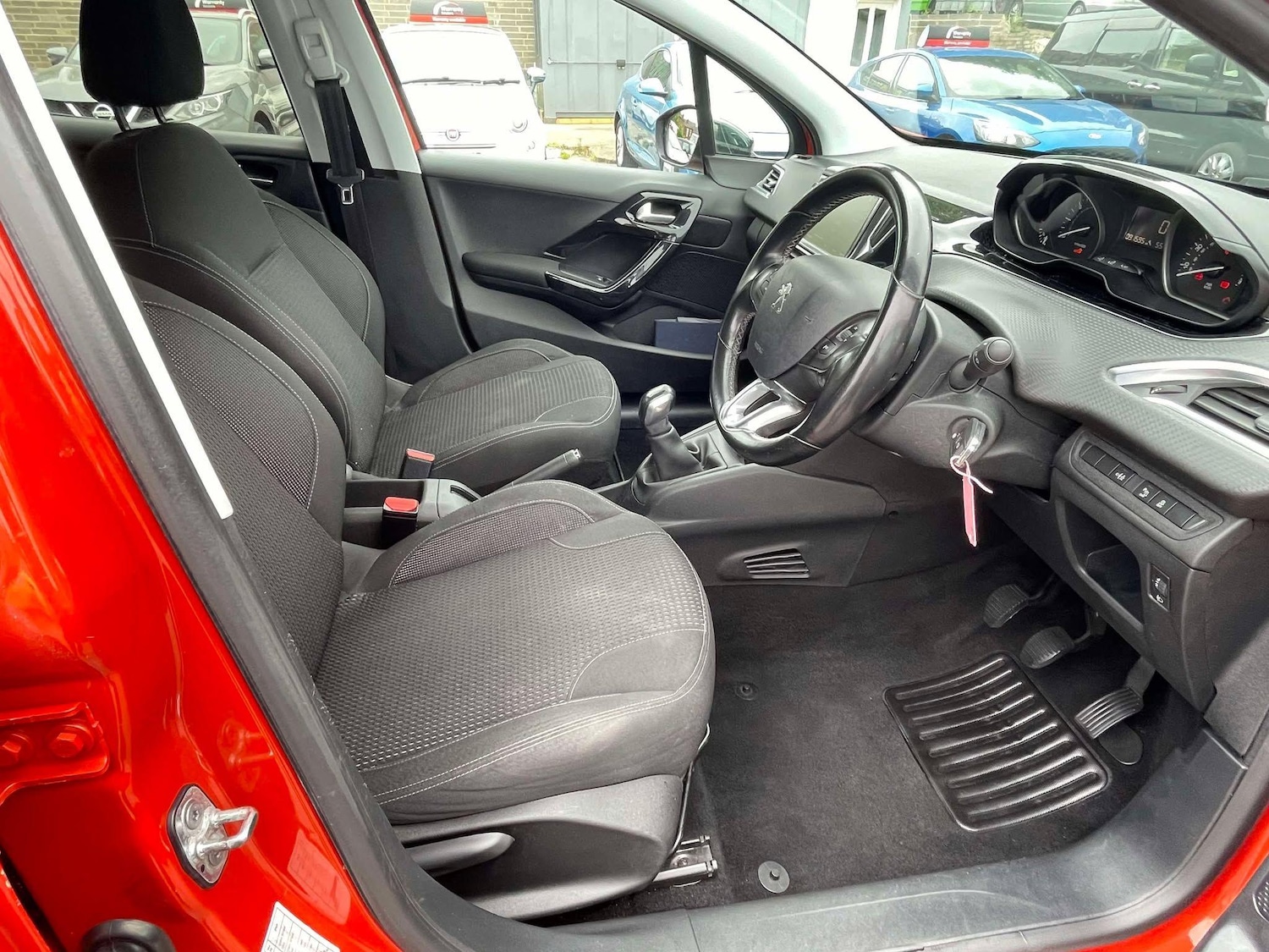 Used Peugeot 208 for sale - 76995114: Photo 28