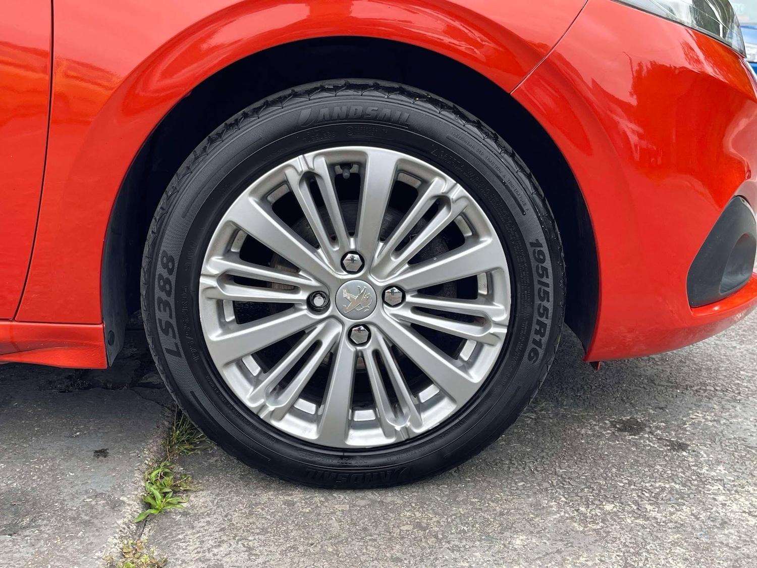 Used Peugeot 208 for sale - 76995114: Photo 41