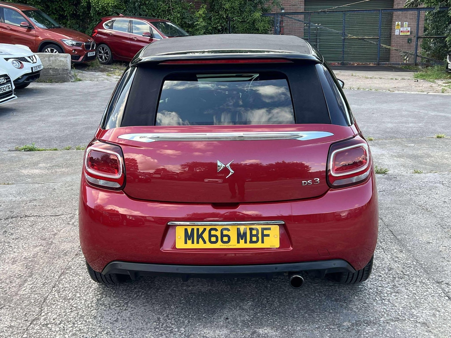 Used DS Automobiles DS 3 Cabrio 2016 for sale - 75977489: Photo 21