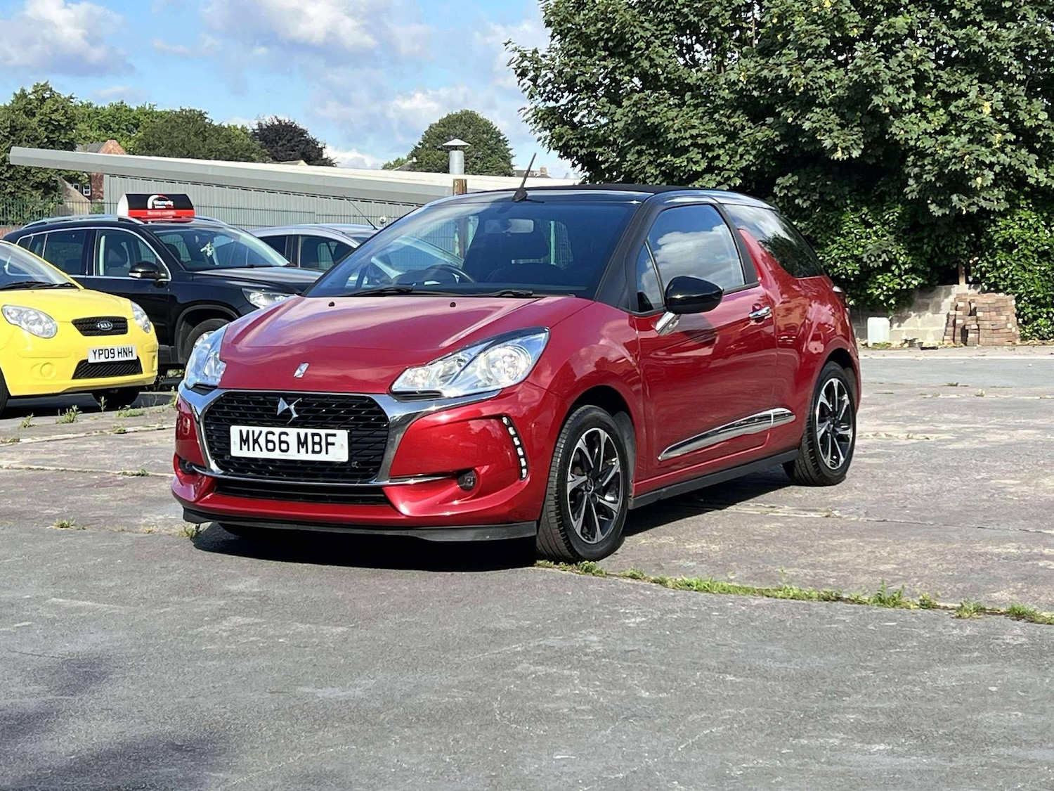 Used DS Automobiles DS 3 Cabrio 2016 for sale - 75977489: Photo 3