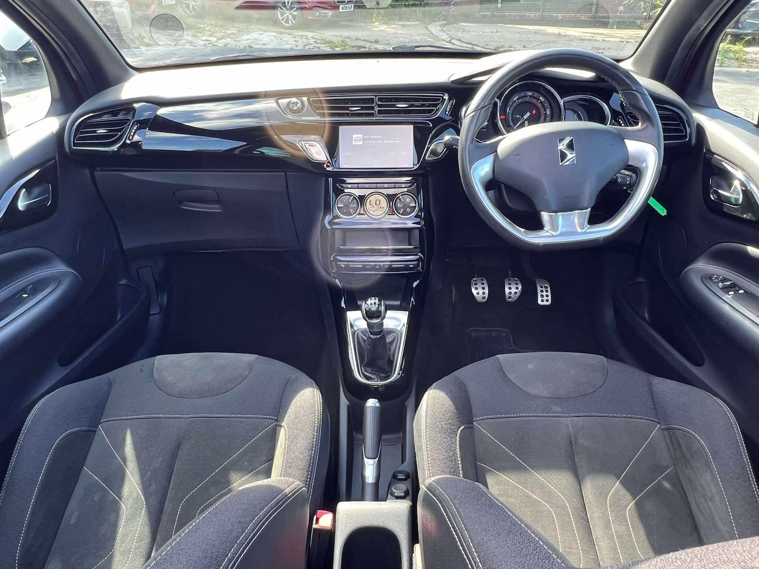 Used DS Automobiles DS 3 Cabrio 2016 for sale - 75977489: Photo 38