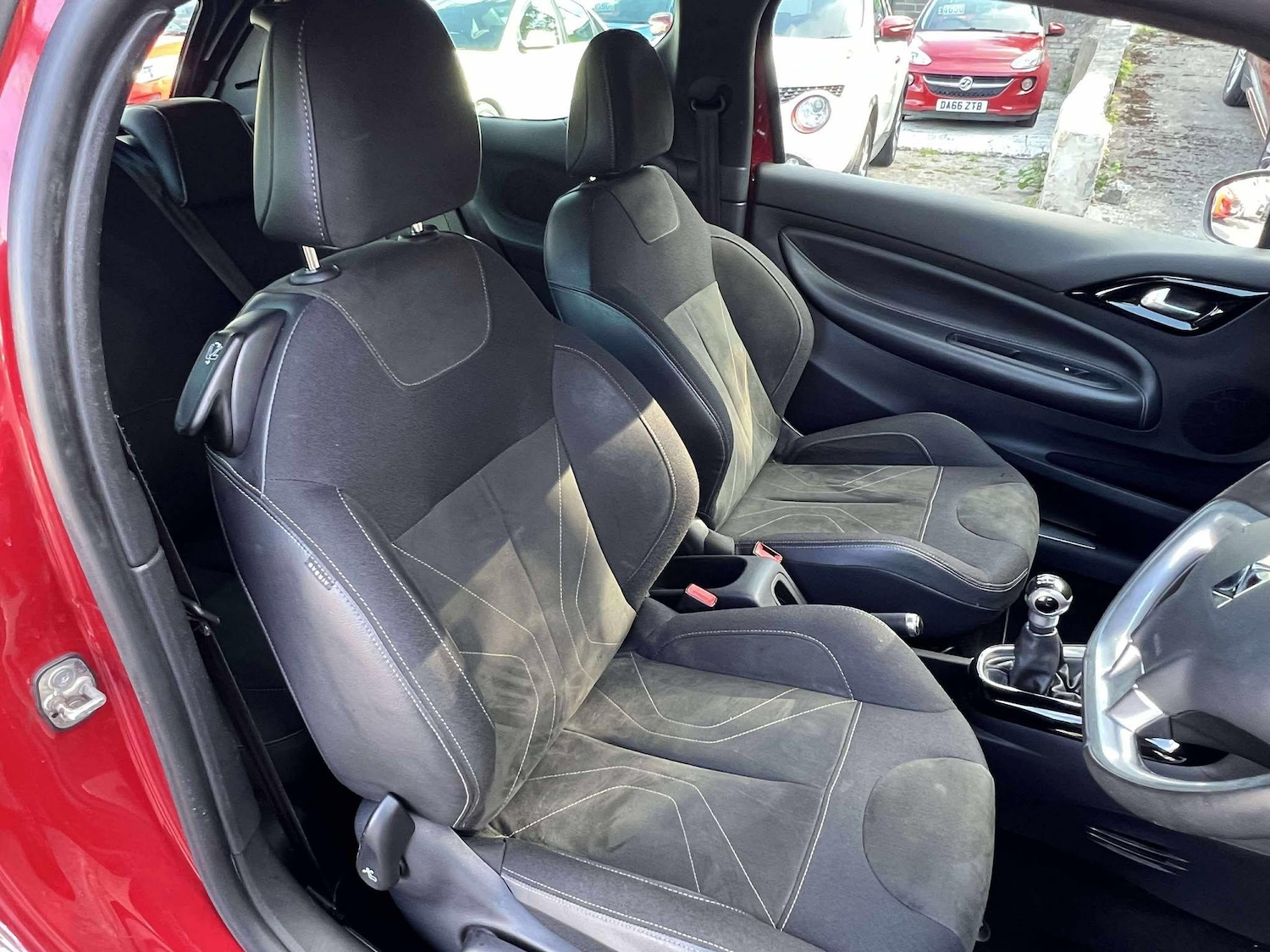 Used DS Automobiles DS 3 Cabrio 2016 for sale - 75977489: Photo 42