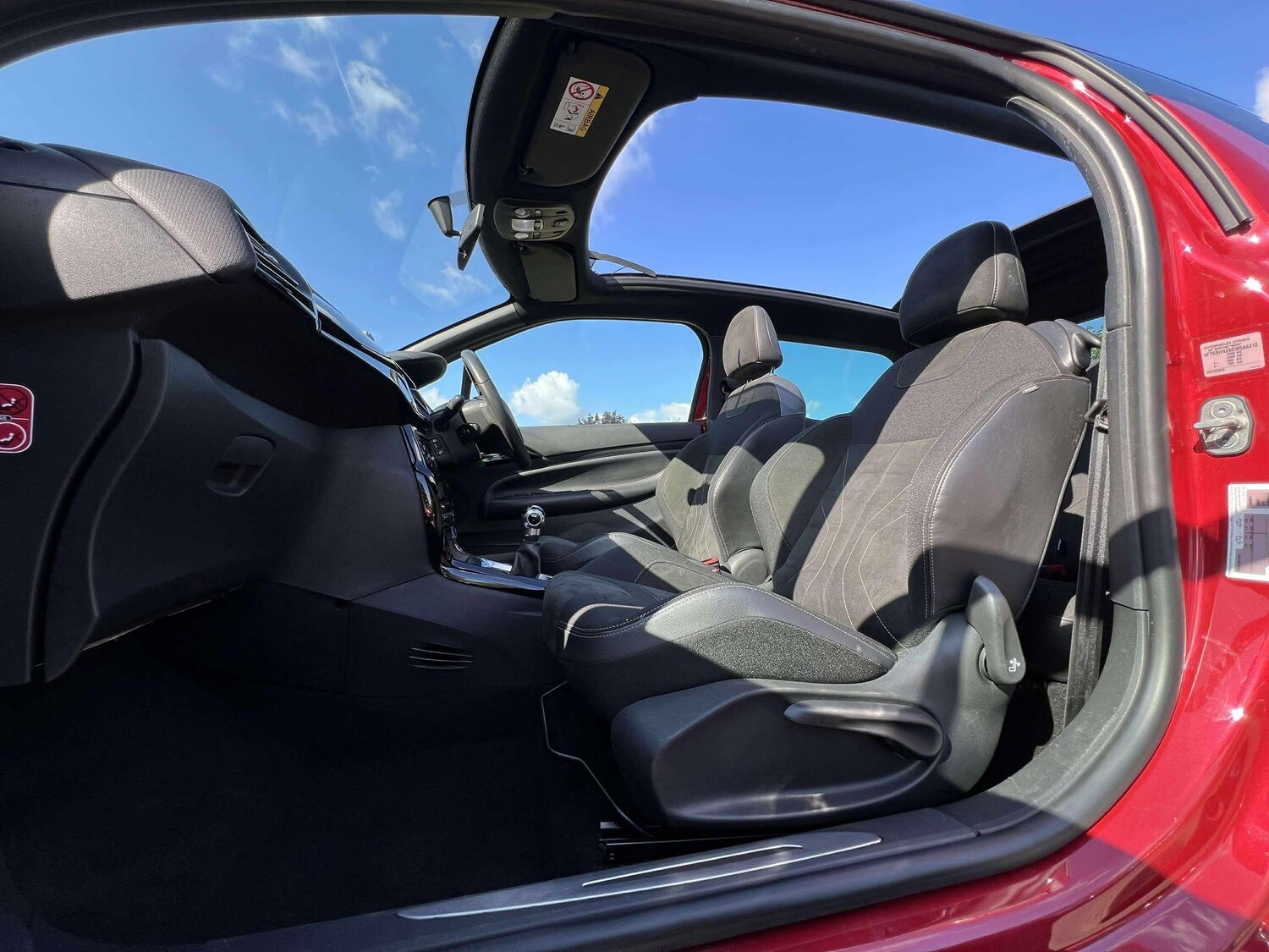 Used DS Automobiles DS 3 Cabrio 2016 for sale - 75977489: Photo 69