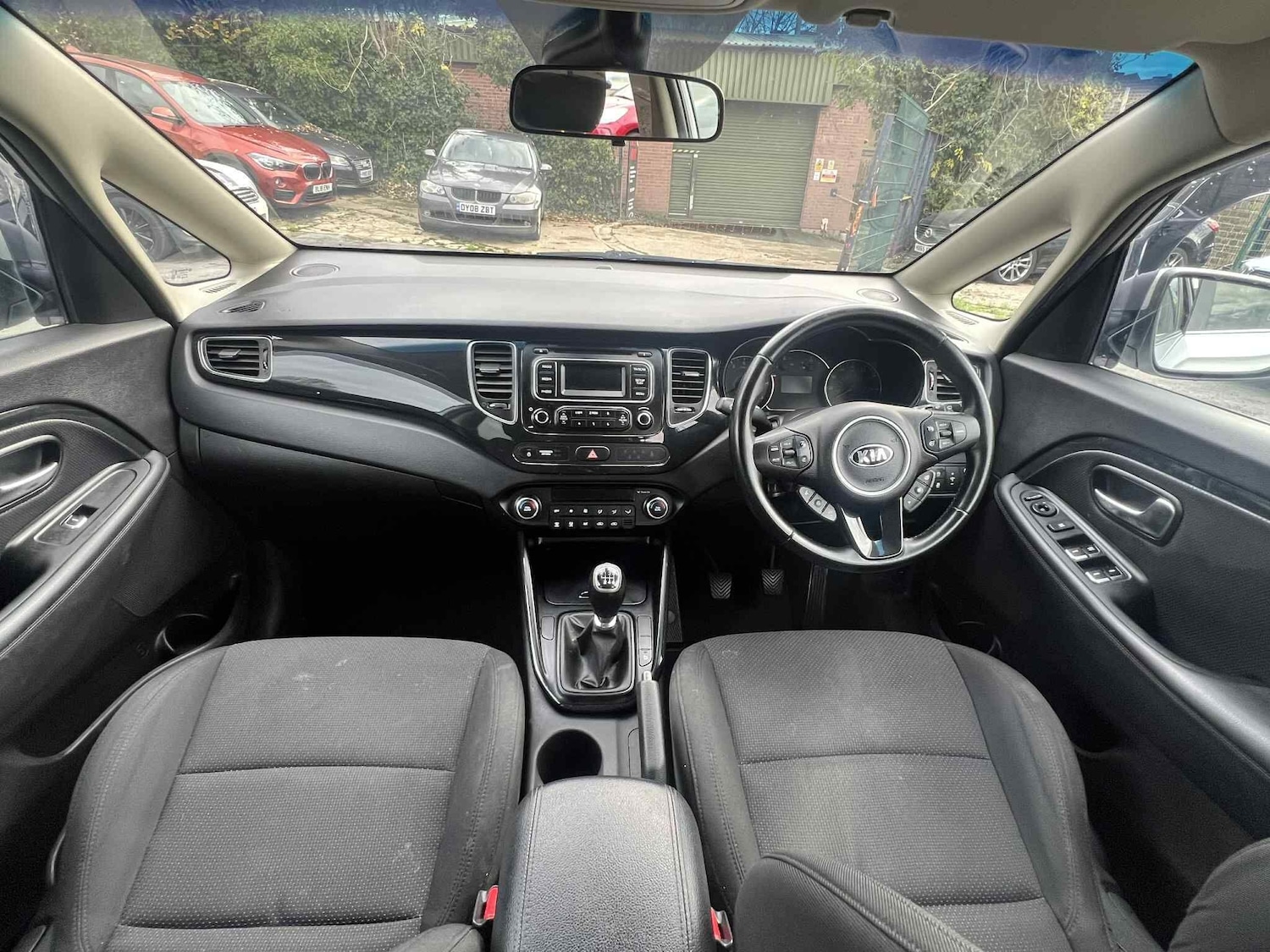 Used Kia Carens 2016 for sale - 76997045: Photo 23