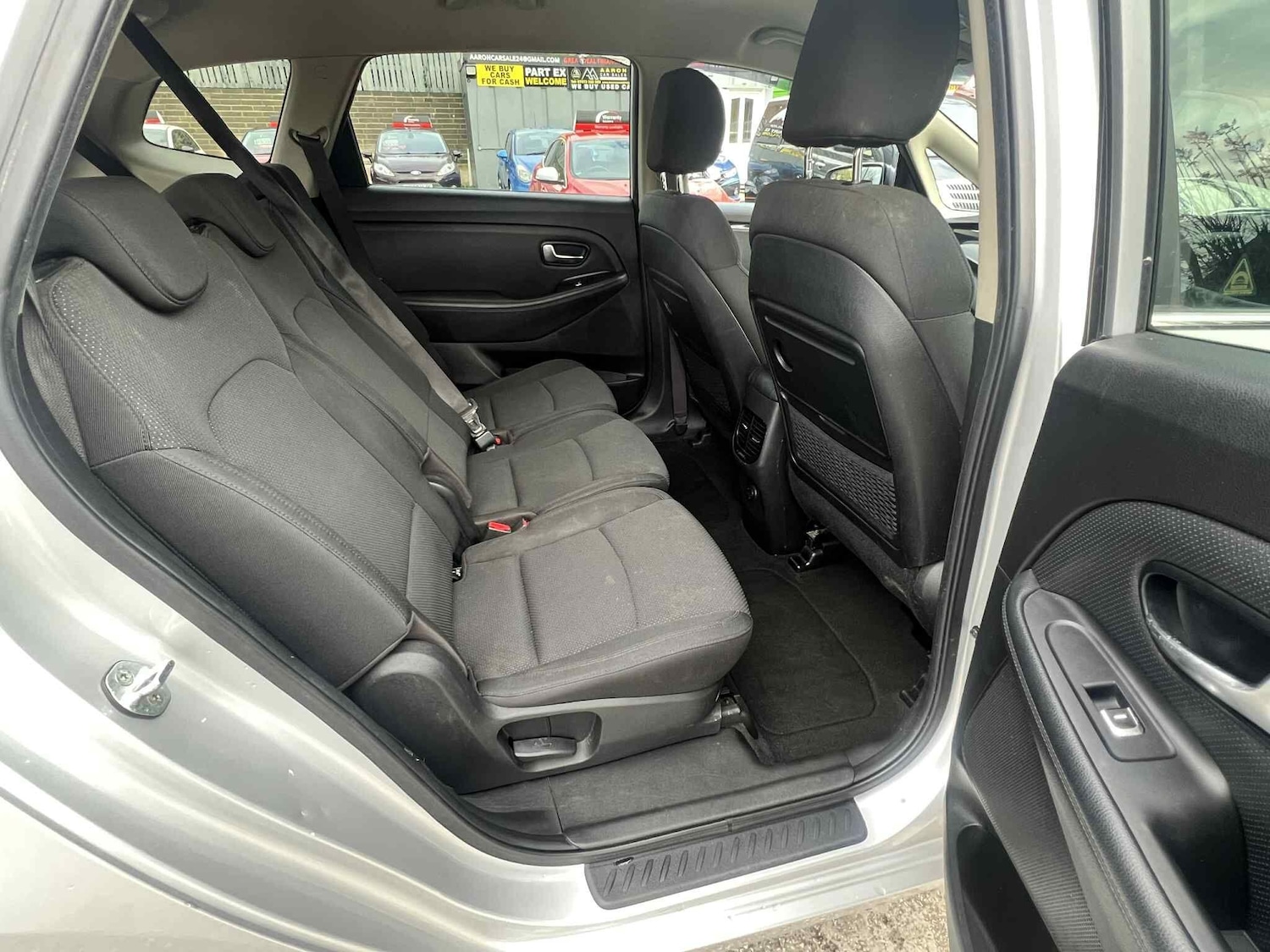 Used Kia Carens 2016 for sale - 76997045: Photo 28