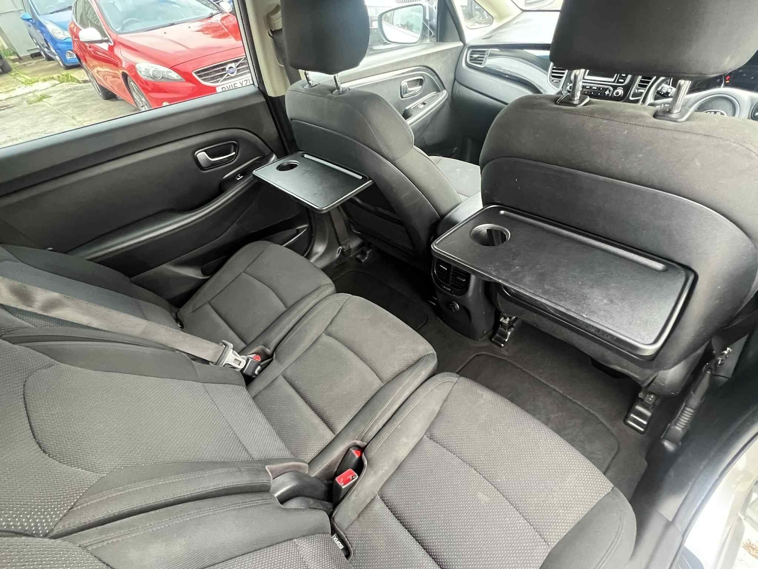 Used Kia Carens 2016 for sale - 76997045: Photo 29