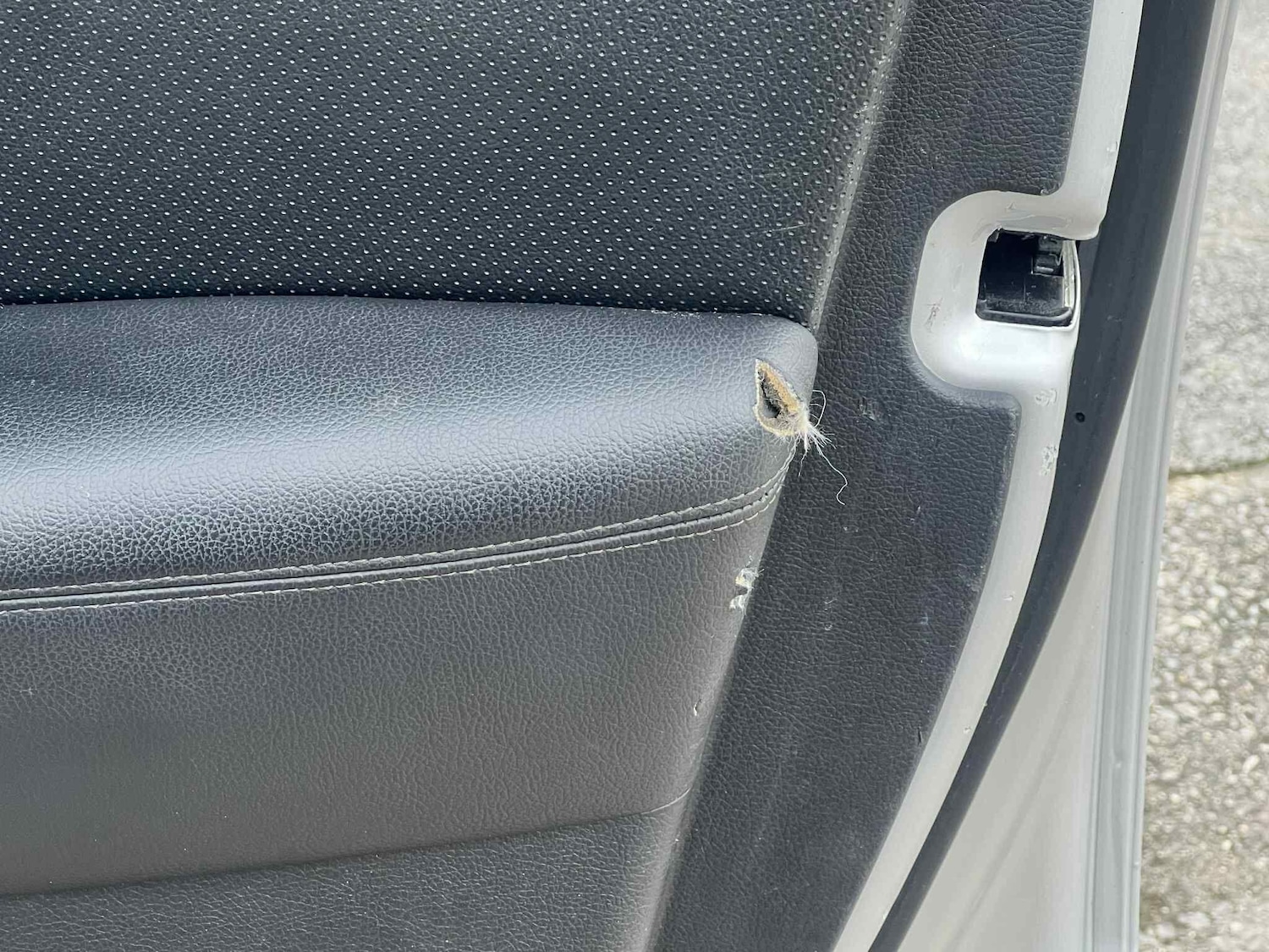 Used Kia Carens 2016 for sale - 76997045: Photo 37