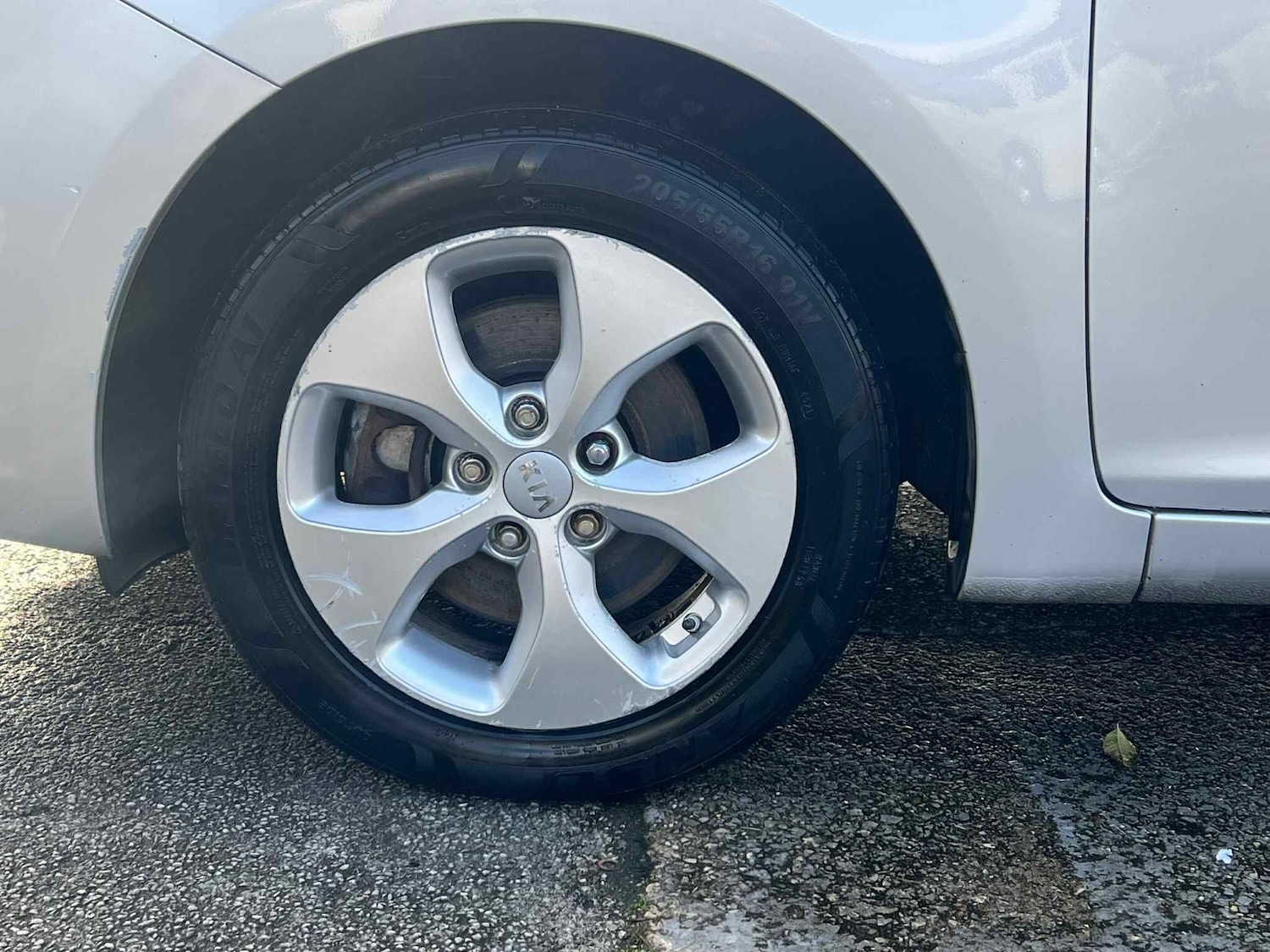 Used Kia Carens 2016 for sale - 76997045: Photo 41