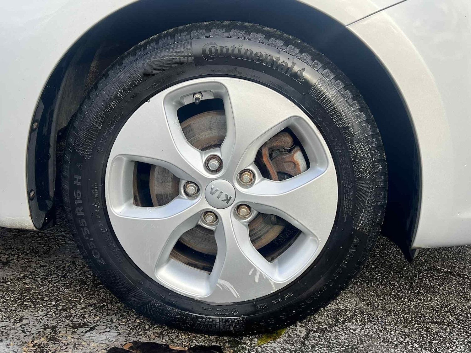 Used Kia Carens 2016 for sale - 76997045: Photo 42