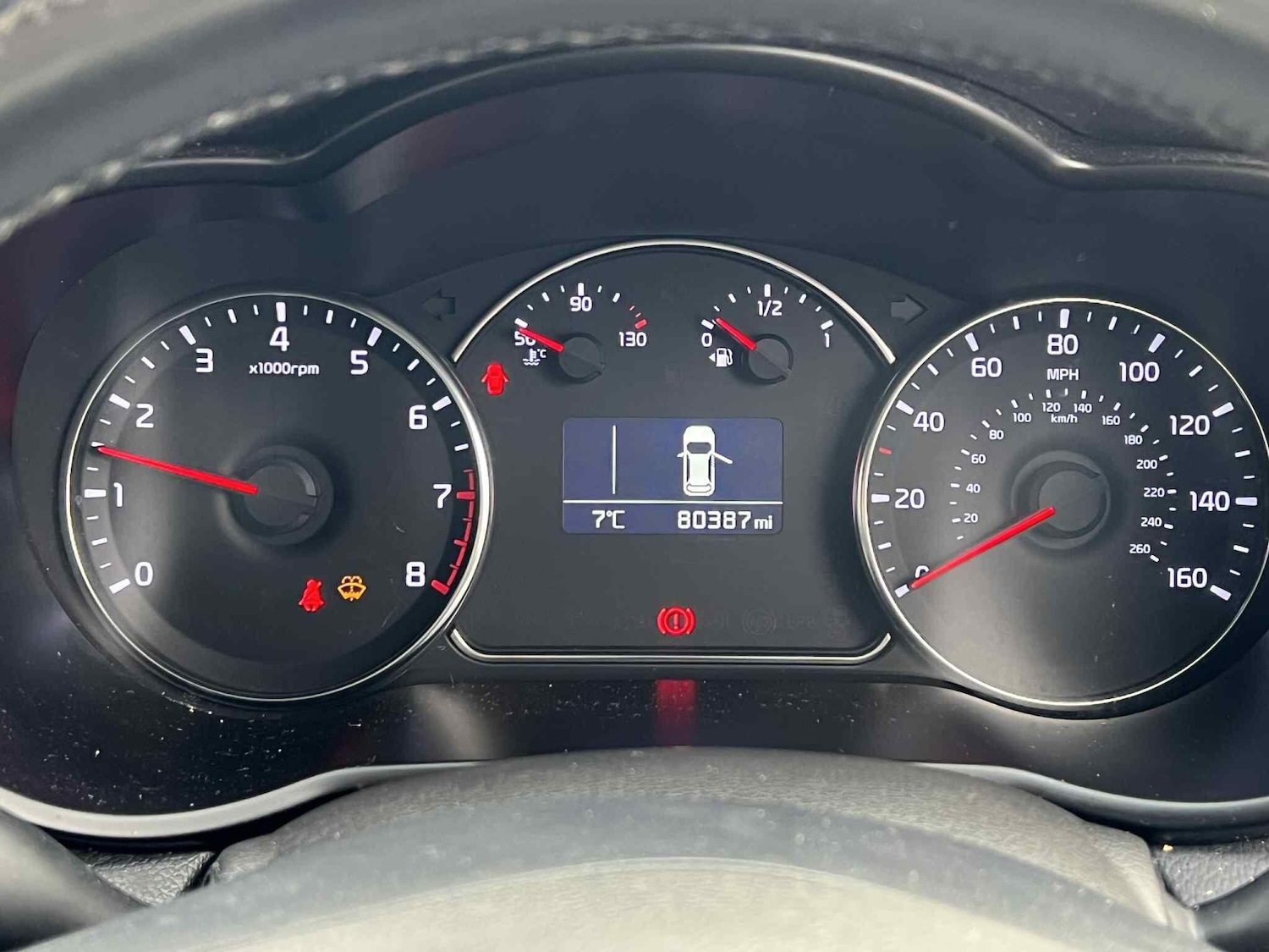 Used Kia Carens 2016 for sale - 76997045: Photo 44