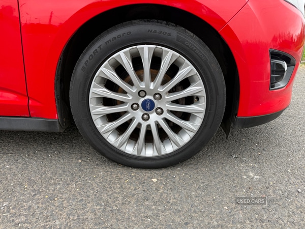 Used Ford Focus C-Max 2015 for sale - 76389522: Photo 15