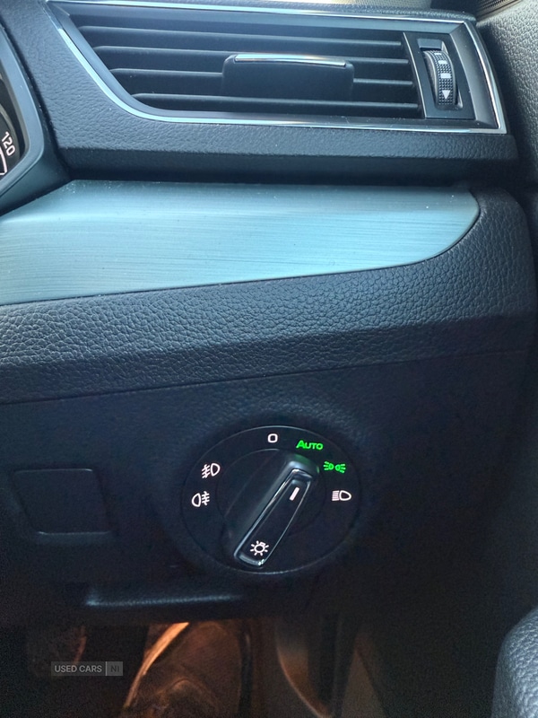 Used Skoda Superb 2018 for sale - 77217715: Photo 12