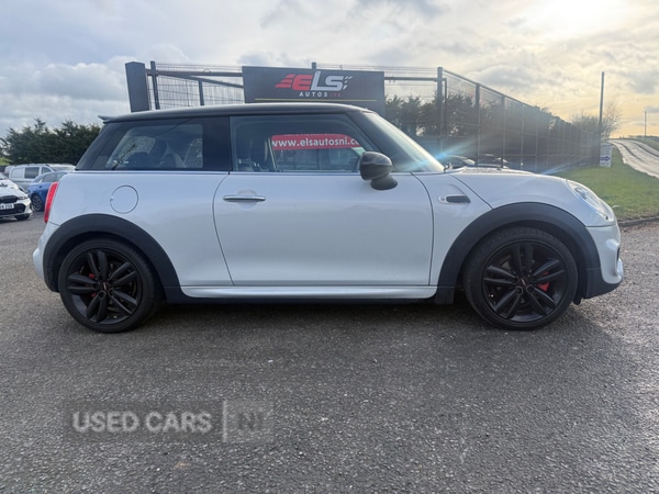 Used MINI Hatch 2018 for sale - 77884163: Photo 2