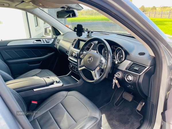 Used Mercedes-Benz GL Class 2015 for sale - 76318571: Photo 9
