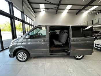 Used Volkswagen Transporter 2019 for sale - 78350942: Photo
