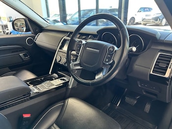 Used Land Rover Discovery 2017 for sale - 78372681: Photo