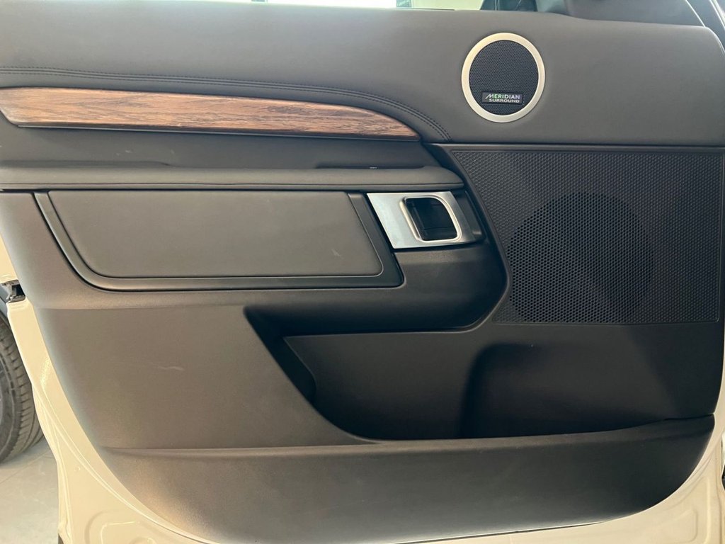 Used Land Rover Discovery 2018 for sale - 76162711: Photo 46