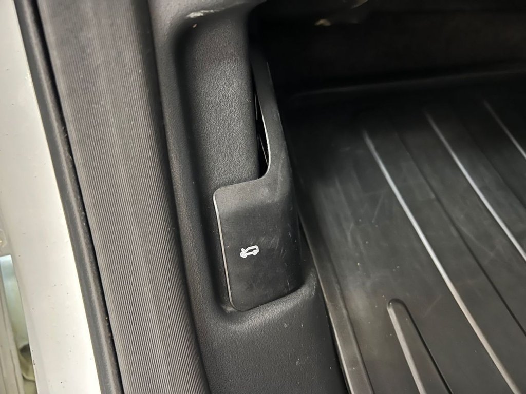 Used Land Rover Discovery 2018 for sale - 76162711: Photo 47