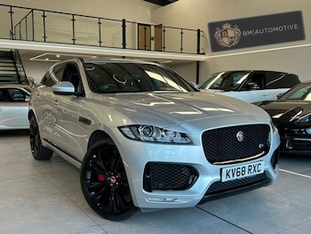 Used Jaguar F-Pace 2018 for sale - 79313215: Photo
