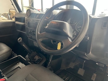 Used Land Rover Defender 2013 for sale - 77703576: Photo